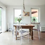 Elbenow Apartment *